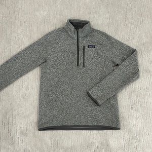 Heather grey Patagonia pullover